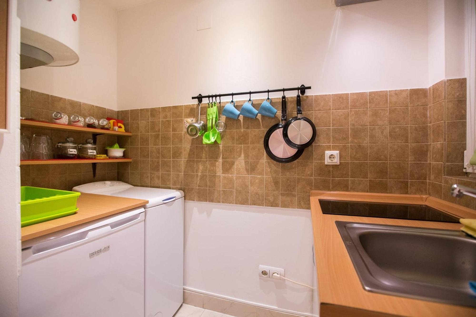 Eazzynight Center Apartment Zagreb Bagian luar foto